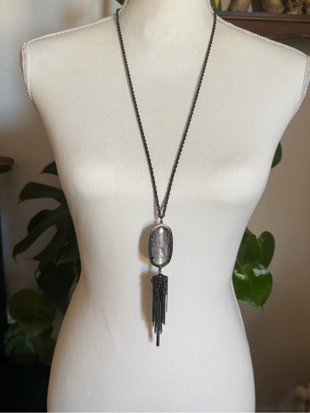Kendra Scott gunmetal and mirror rock Rayne Necklace Gunmetal Gray Tassel Stone
